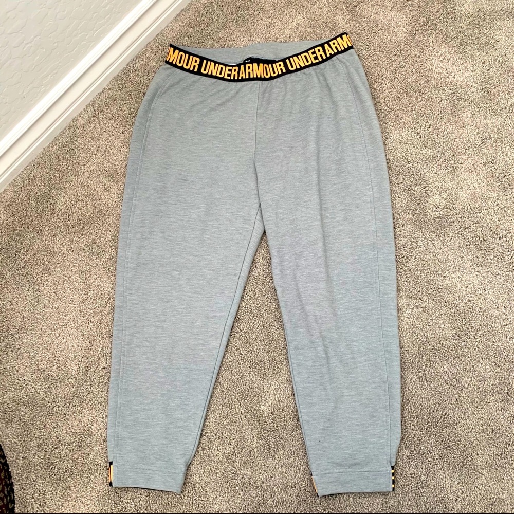 Under Armor lounge pants